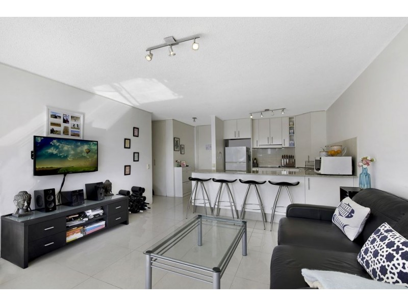 13/30 Watson Esplanade, Surfers Paradise QLD 4217