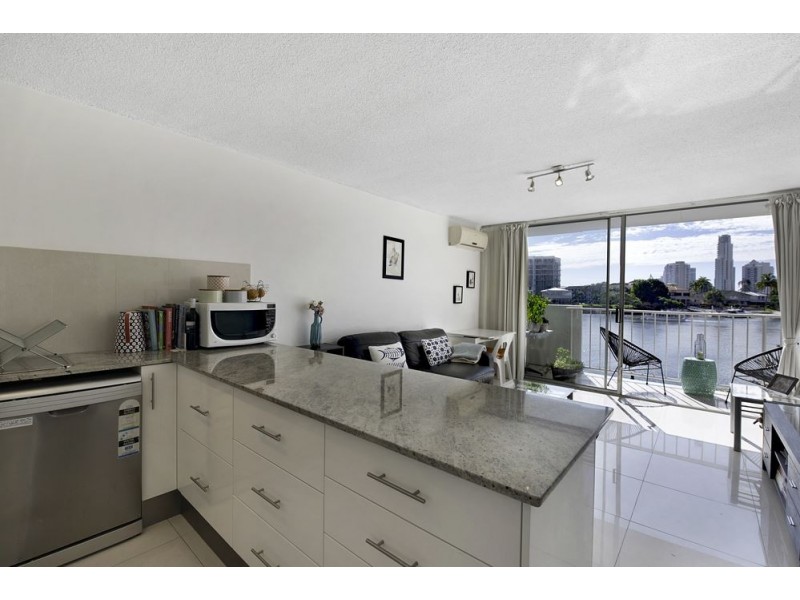 13/30 Watson Esplanade, Surfers Paradise QLD 4217