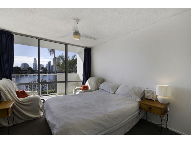 13/30 Watson Esplanade, Surfers Paradise QLD 4217