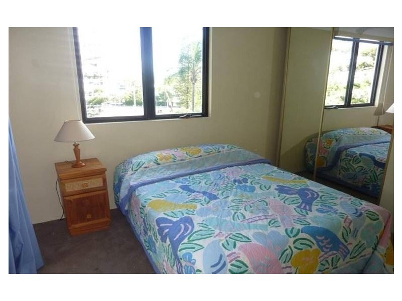 11 19 Aubrey Street, Surfers Paradise QLD 4217