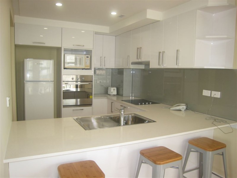 9E/80 The Esplanade, Surfers Paradise QLD 4217