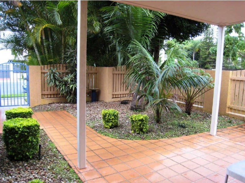 1/22-24 Brighton Street, Biggera Waters QLD 4216