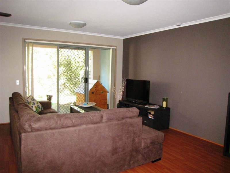 8/1  University Dr, Robina QLD 4226