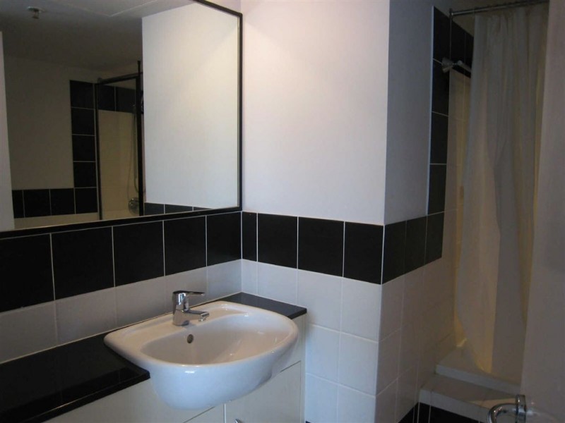 1202A/2865 Gold Coast Highway, Surfers Paradise QLD 4217