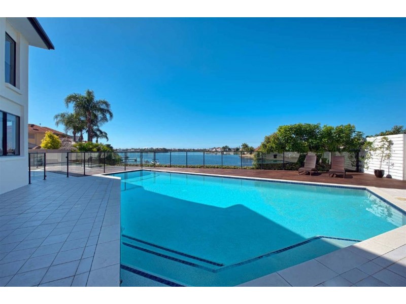 1  Volante Crescent, Mermaid Waters QLD 4218