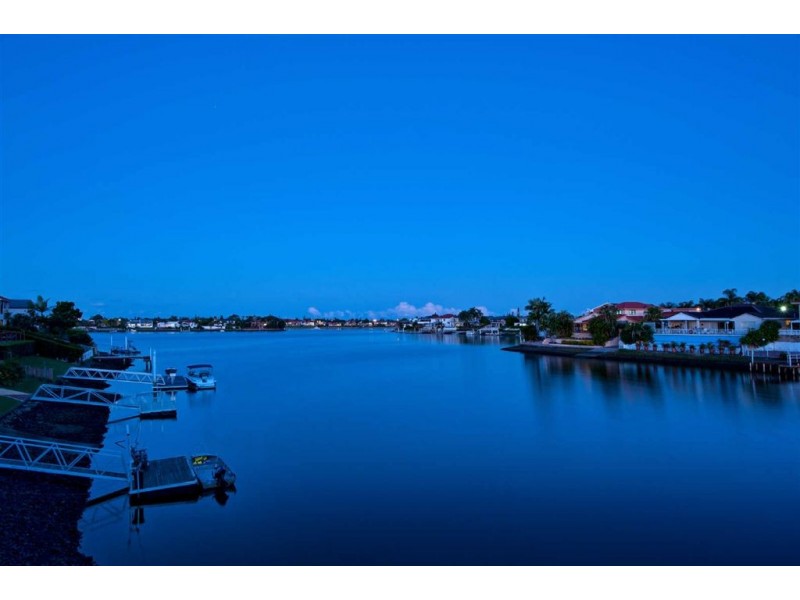 1  Volante Crescent, Mermaid Waters QLD 4218