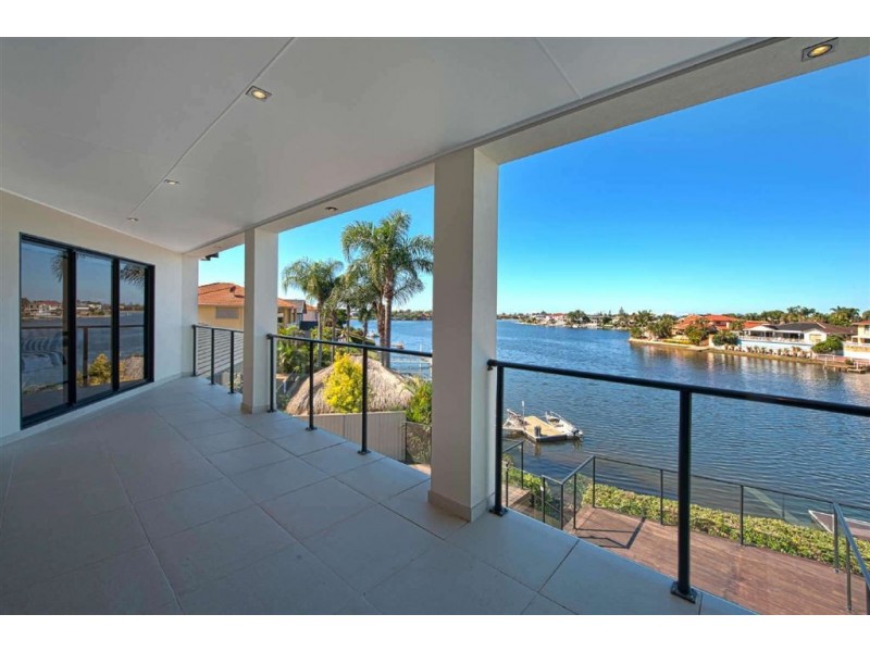 1  Volante Crescent, Mermaid Waters QLD 4218