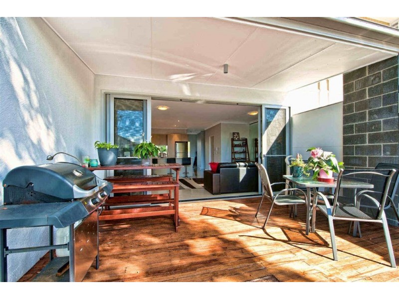 3/432 Pine Ridge Rd, Biggera Waters QLD 4216