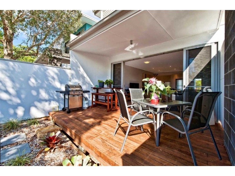 3/432 Pine Ridge Rd, Biggera Waters QLD 4216