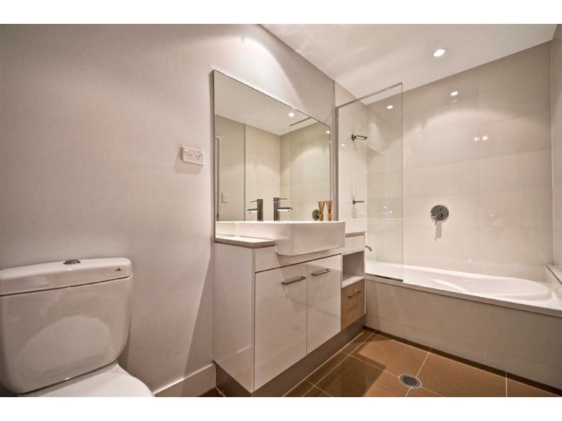 3/432 Pine Ridge Rd, Biggera Waters QLD 4216