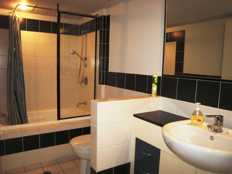 504B/2865 Gold Coast Highway, Surfers Paradise QLD 4217