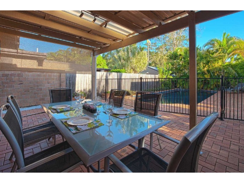 20 Kylie Street, Arundel QLD 4214