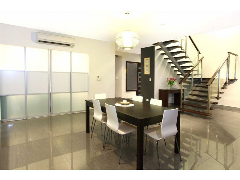 5432 Marine Dr, Sanctuary Cove QLD 4212