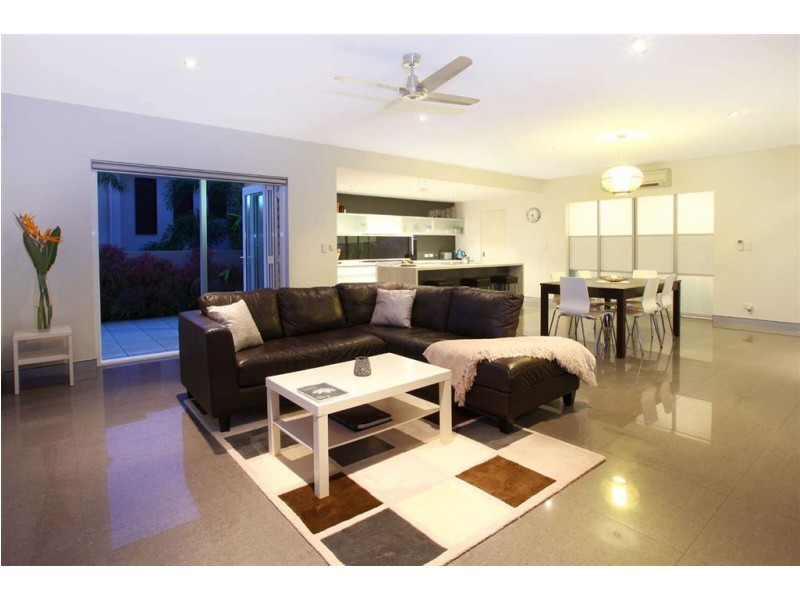 5432 Marine Dr, Sanctuary Cove QLD 4212