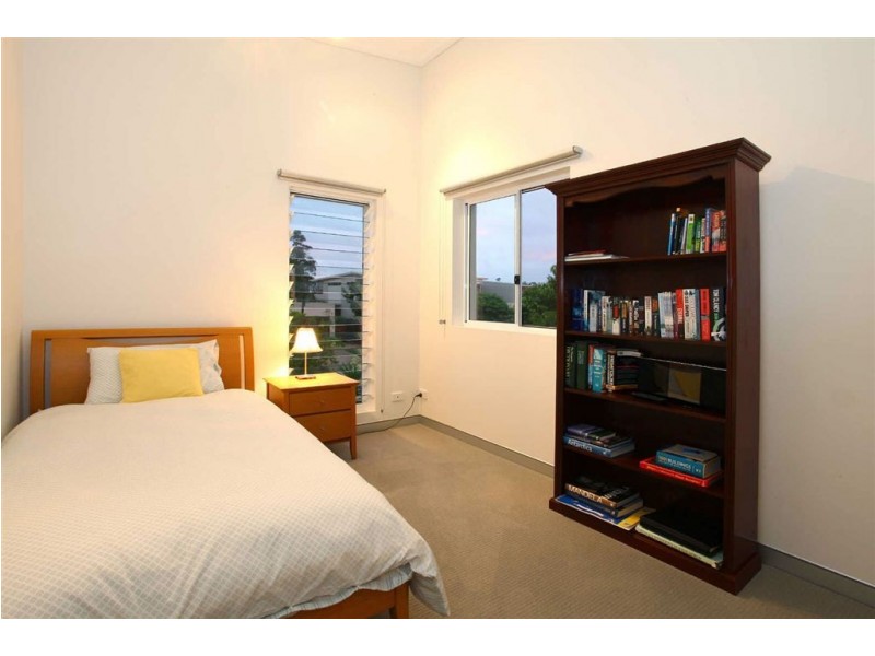 5432 Marine Dr, Sanctuary Cove QLD 4212