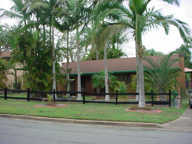 6 Ron Street, Camira QLD 4300