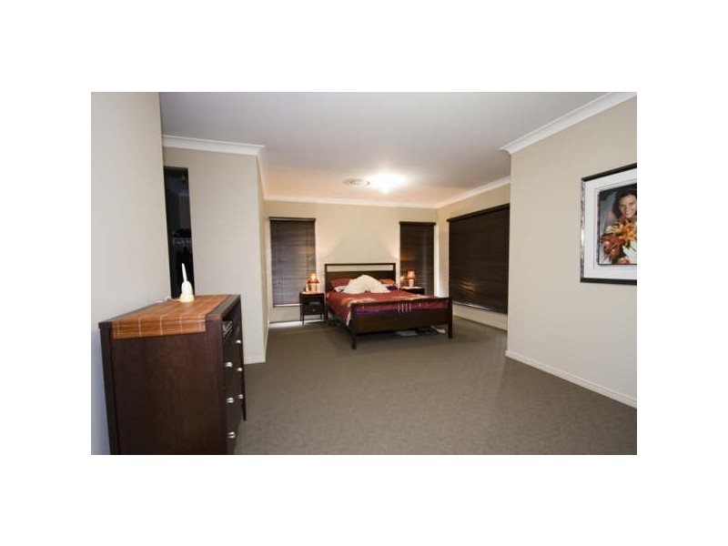 Augustine Heights QLD 4300