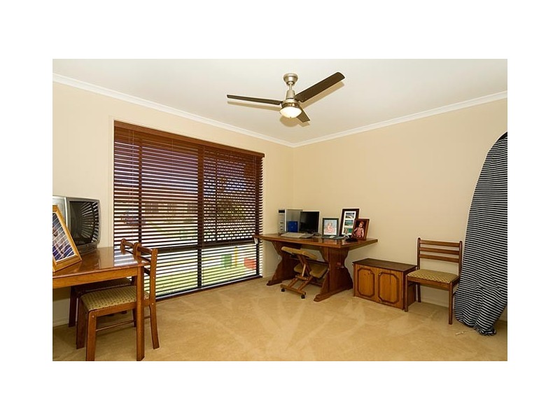 110 Lakeside Ave, Springfield Lakes QLD 4300