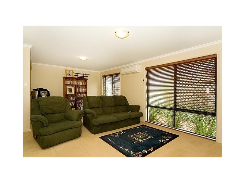 110 Lakeside Ave, Springfield Lakes QLD 4300