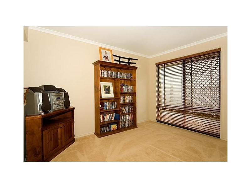 110 Lakeside Ave, Springfield Lakes QLD 4300