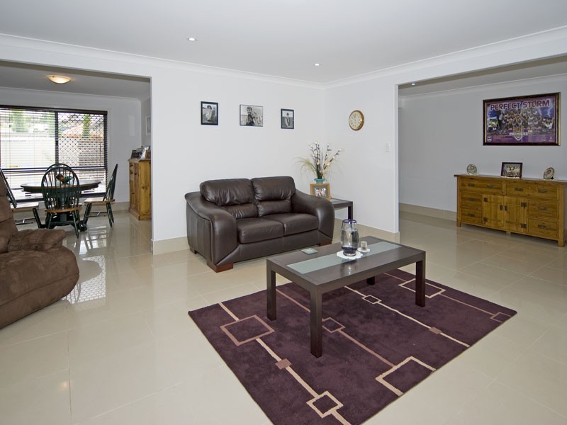 20 Admiral CCt, Springfield Lakes QLD 4300