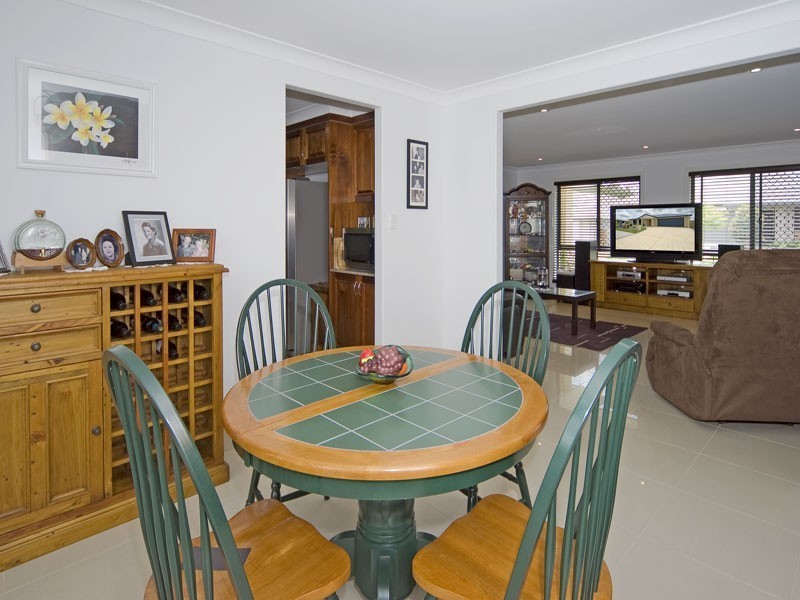 20 Admiral CCt, Springfield Lakes QLD 4300