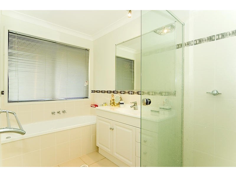 16 Speckled Cct, Springfield Lakes QLD 4300