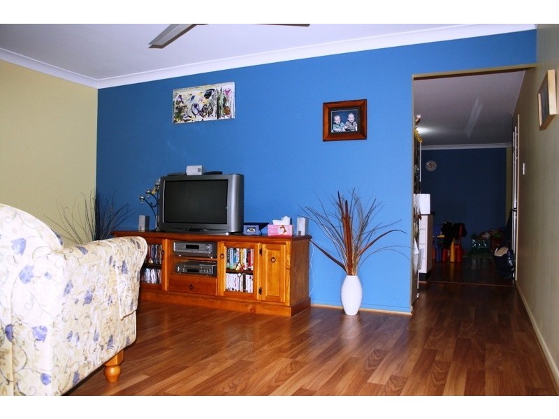 27 Kamala Ct, Cedar Vale QLD 4285