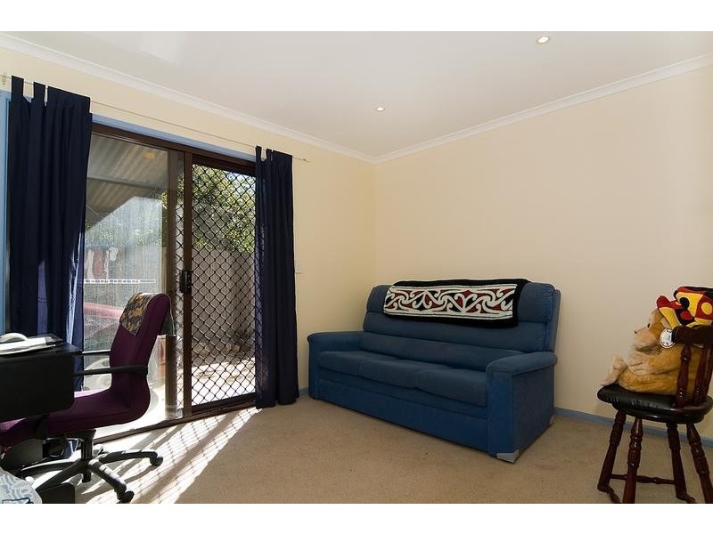 82 Addison Rd, Camira QLD 4300