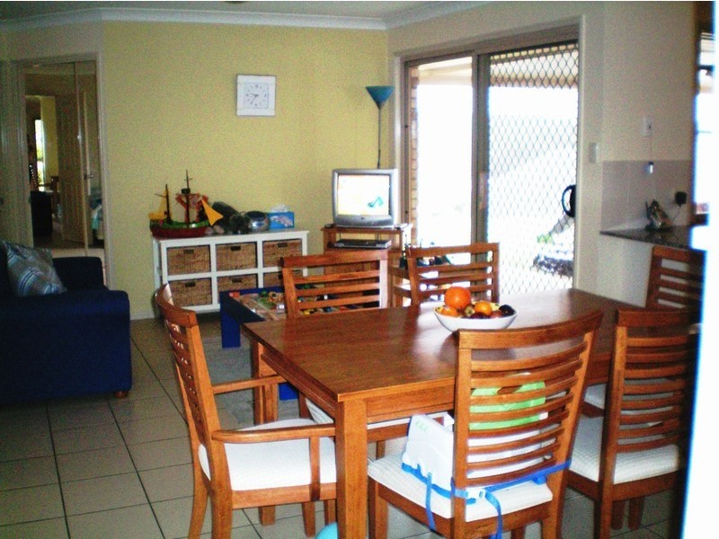 20 Scenic Cres, Springfield QLD 4300