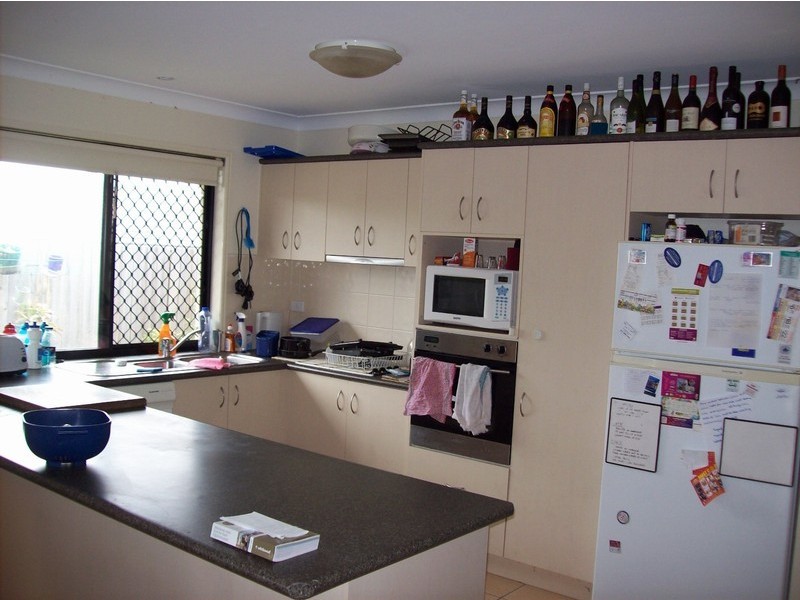 19 Alfred Pl, Springfield Lakes QLD 4300