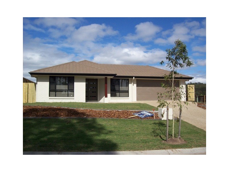 13 Jerome, Augustine Heights QLD 4300