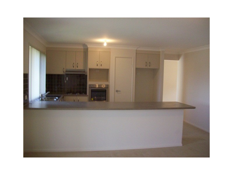 13 Jerome, Augustine Heights QLD 4300