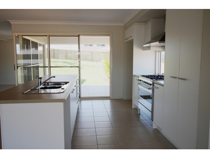 Augustine Heights QLD 4300