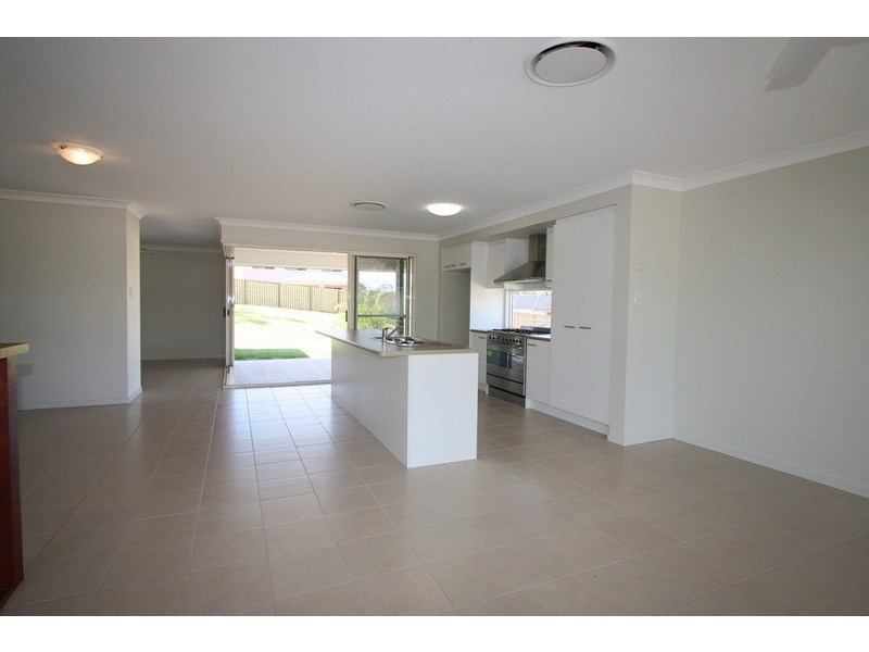 Augustine Heights QLD 4300