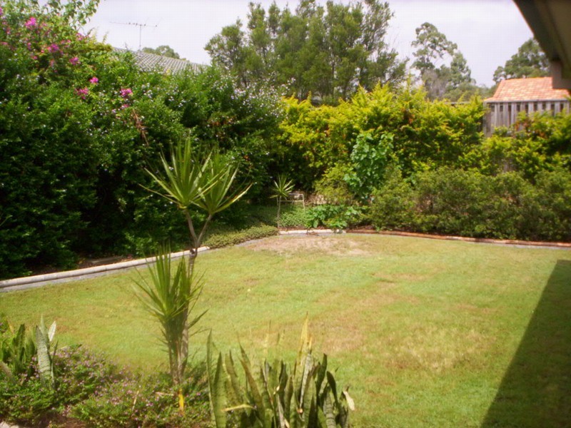 4 Bidford St, Springfield QLD 4300