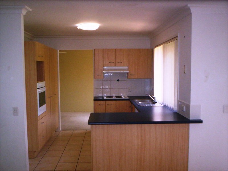 4 Bidford St, Springfield QLD 4300