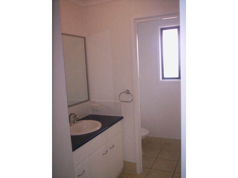 4 Bidford St, Springfield QLD 4300