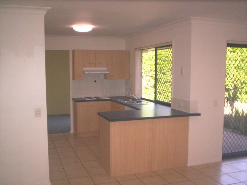 4 Bidford St, Springfield QLD 4300