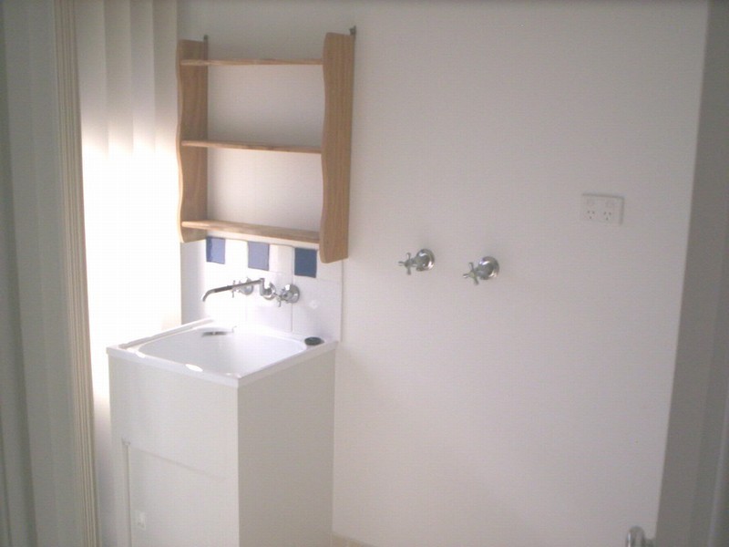 4 Bidford St, Springfield QLD 4300