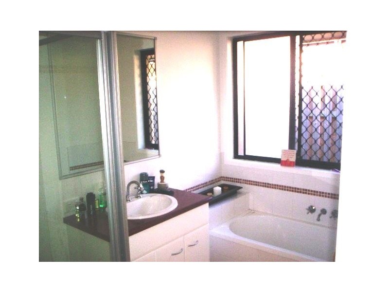 42 Faircloth St, Springfield QLD 4300