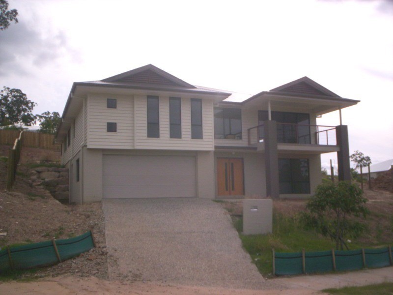 Augustine Heights QLD 4300