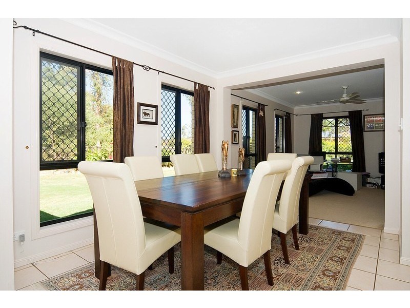 116 Lakeside Ave, Springfield Lakes QLD 4300