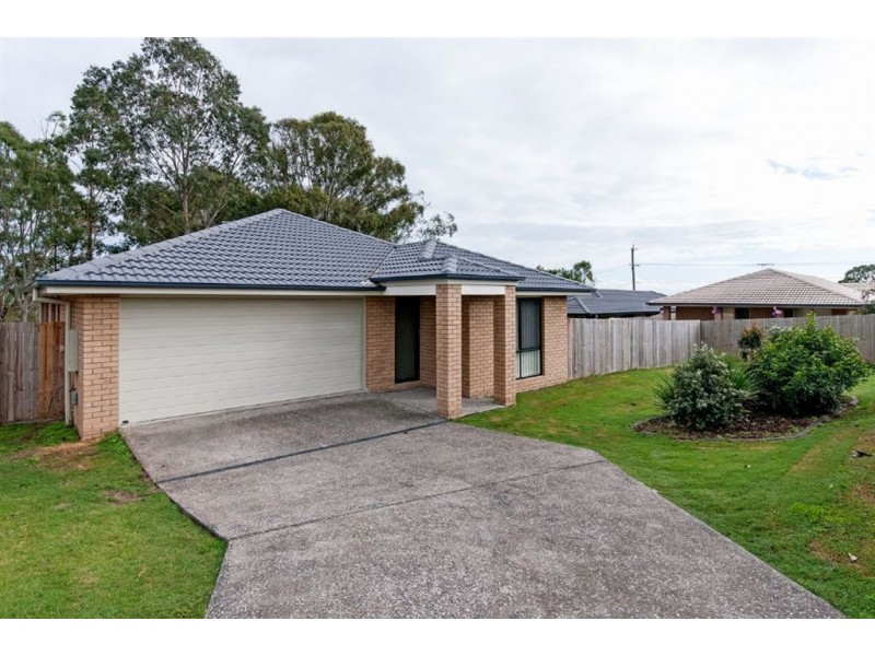 5 Renee St, Redbank Plains QLD 4301