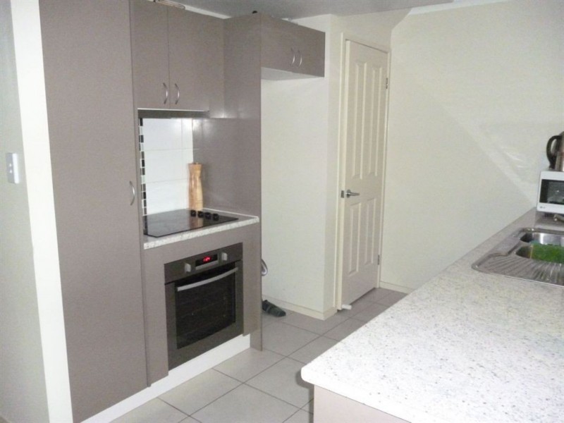 4/23-27 Commercial Dr, Springfield QLD 4300