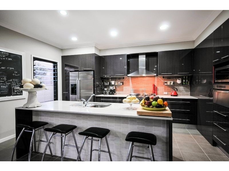 11 Botanic Crescent, Brookwater QLD 4300