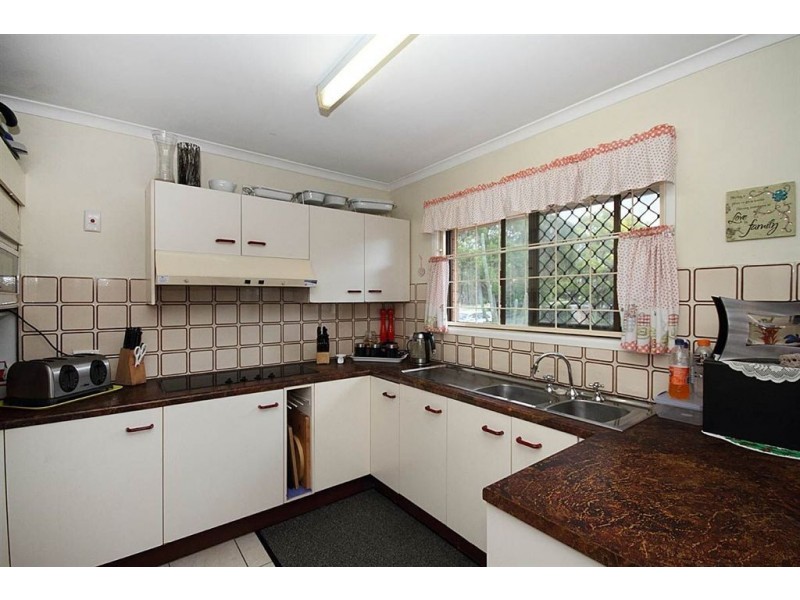 2 Fulton Street, Wishart QLD 4122