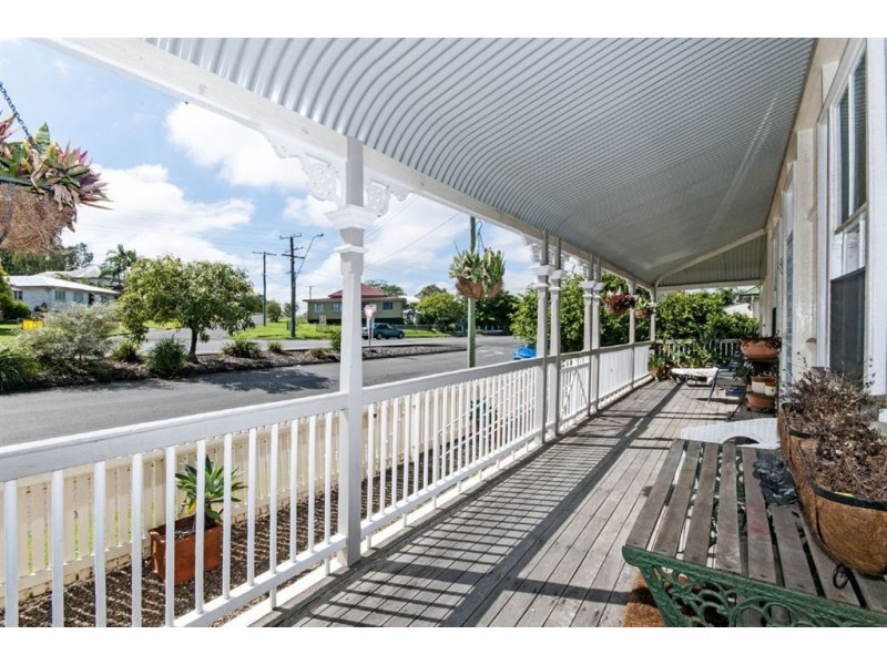 22 Pine Mountain Rd, North Ipswich QLD 4305
