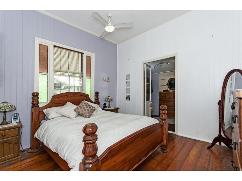 22 Pine Mountain Rd, North Ipswich QLD 4305