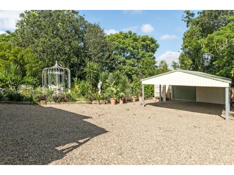 22 Pine Mountain Rd, North Ipswich QLD 4305